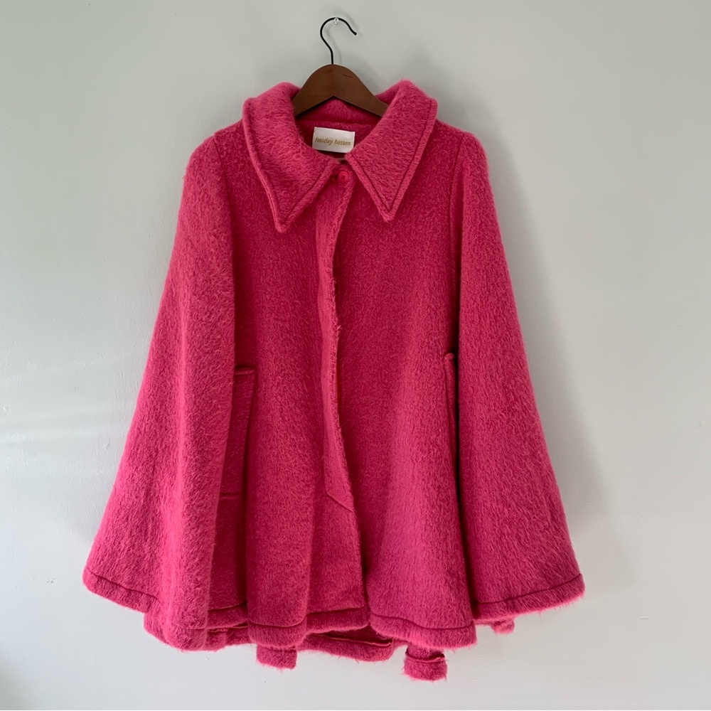 Tuesday Bassen Pink Collared Cape